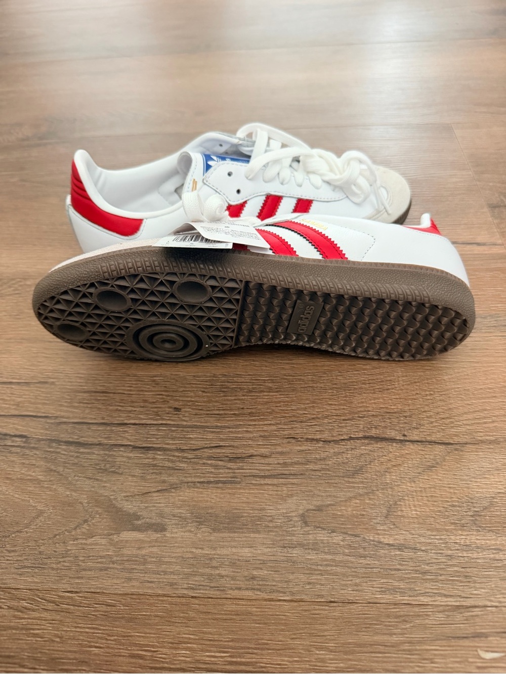 Adidas Originals Samba Sneakers in White, Red and Blue - Picture 3 of 5